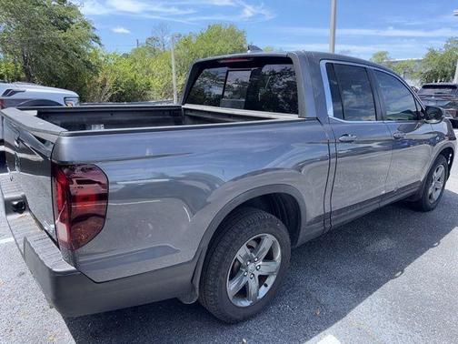 Silver 2023 Honda Ridgeline RTL