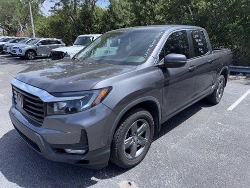 Silver 2023 Honda Ridgeline RTL
