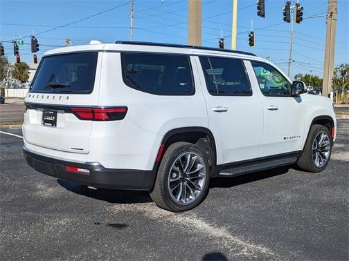 2022 Jeep Wagoneer Series II