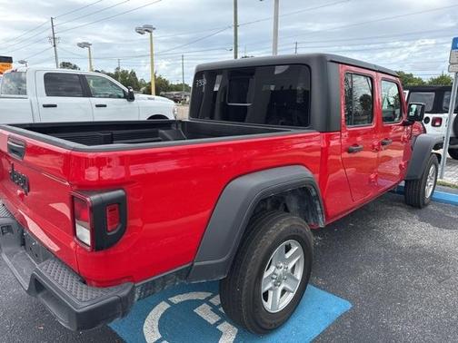 2023 Jeep Gladiator Sport