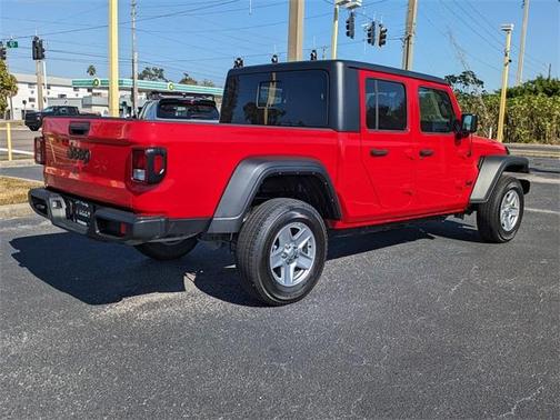 2023 Jeep Gladiator Sport