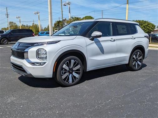 2025 Mitsubishi Outlander SEL