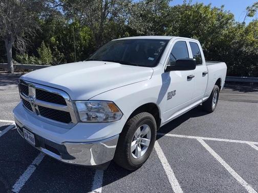 2024 RAM 1500 Classic SLT