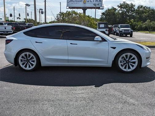 2021 Tesla Model 3 Standard Range Plus