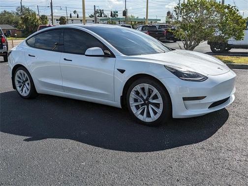 2021 Tesla Model 3 Standard Range Plus