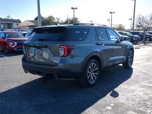 2023 Ford Explorer ST-Line