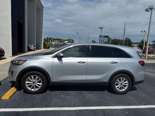 2019 Kia Sorento L