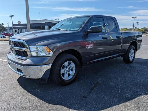 2024 RAM 1500 Classic SLT