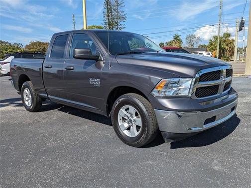 2024 RAM 1500 Classic SLT