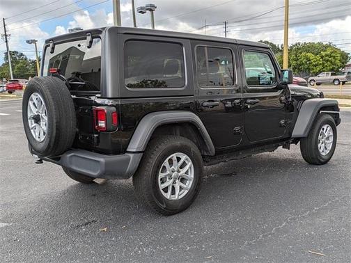 2023 Jeep Wrangler Sport