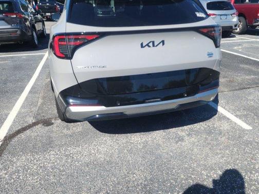 Wolf Gray 2026 Kia Sportage Hybrid SX-Prestige