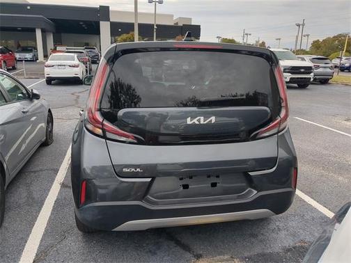 2024 Kia Soul LX