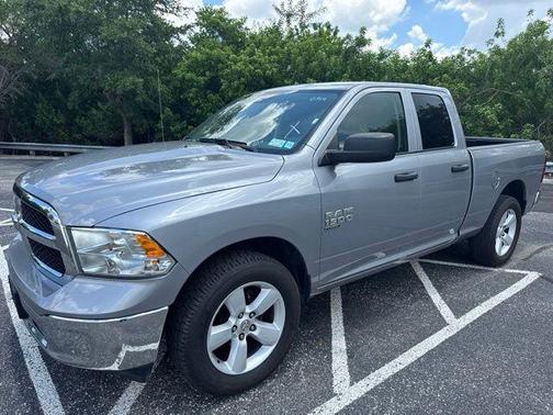Billet Silver Metallic Clearcoat 2024 RAM 1500 Classic SLT