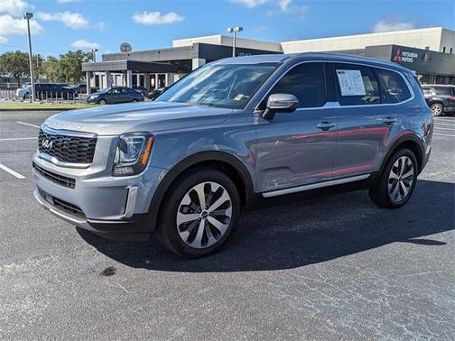 2022 Kia Telluride S