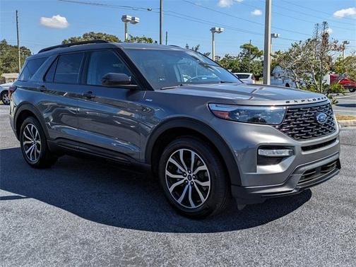 2023 Ford Explorer ST-Line