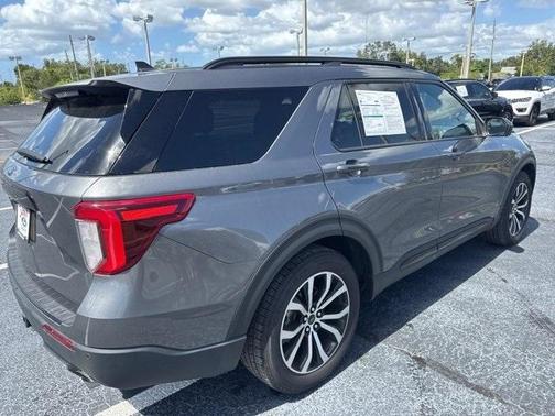 2023 Ford Explorer ST-Line