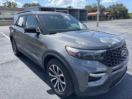 2023 Ford Explorer ST-Line