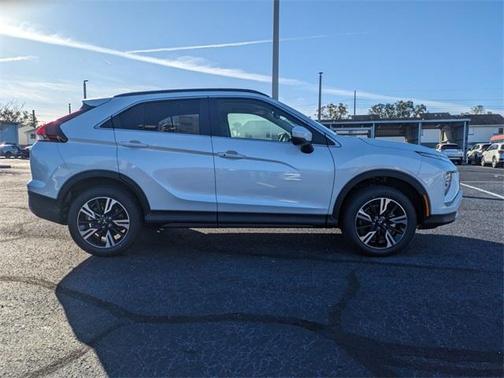 2025 Mitsubishi Eclipse Cross SE