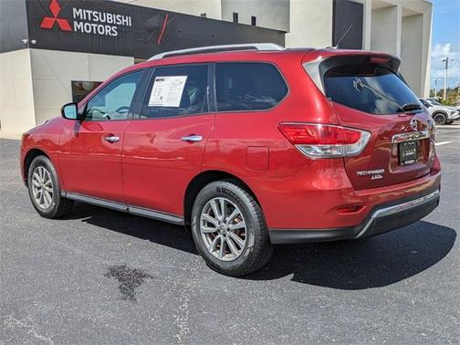 2016 Nissan Pathfinder SV