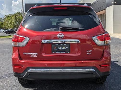 2016 Nissan Pathfinder SV