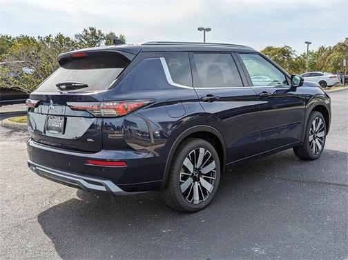 2025 Mitsubishi Outlander SEL