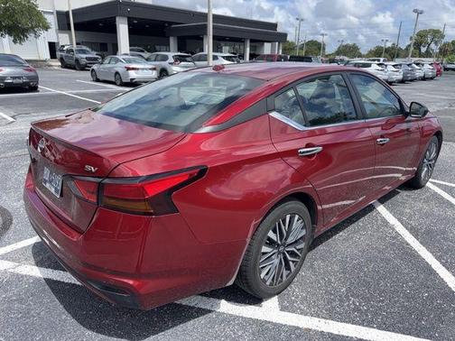 Scarlet Ember 2024 Nissan Altima 2.5 SV