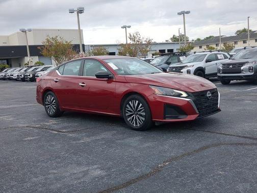 Scarlet Ember 2024 Nissan Altima 2.5 SV