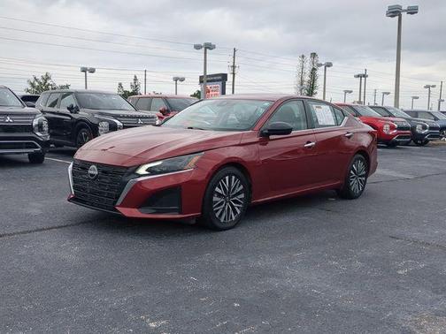 Scarlet Ember 2024 Nissan Altima 2.5 SV