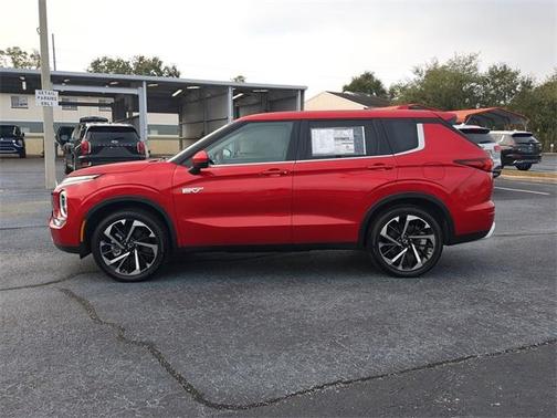 2025 Mitsubishi Outlander PHEV SE