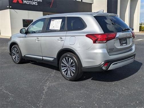 2019 Mitsubishi Outlander ES