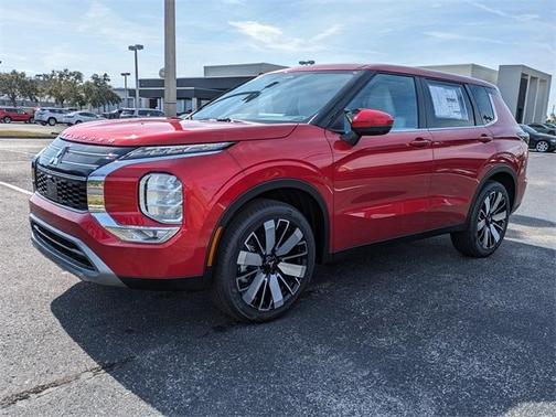 2025 Mitsubishi Outlander SE