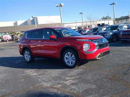 2026 Mitsubishi Outlander ES