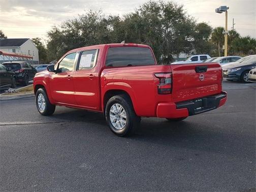 2023 Nissan Frontier SV