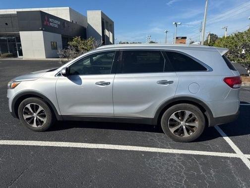 2016 Kia Sorento EX