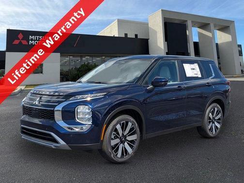 2026 Mitsubishi Outlander SE