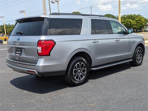 2022 Ford Expedition Max XLT