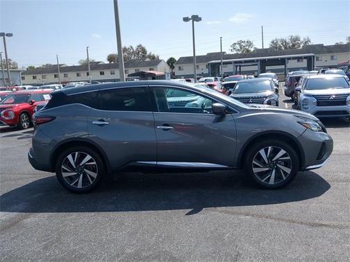 2023 Nissan Murano SL