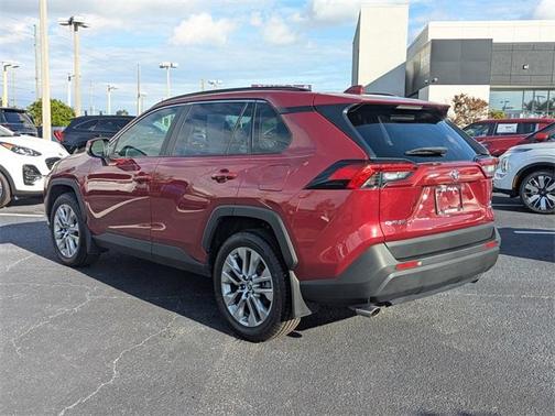 2020 Toyota RAV4 XLE Premium