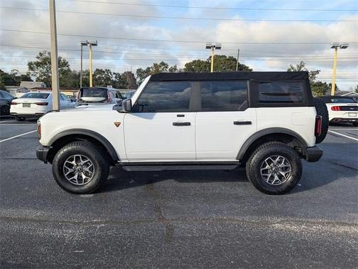 2022 Ford Bronco Badlands