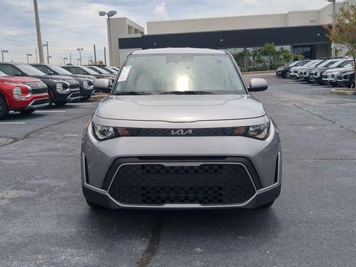 Gray 2025 Kia Soul LX