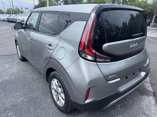 Gray 2025 Kia Soul LX