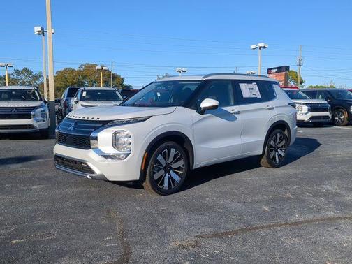 2026 Mitsubishi Outlander SEL