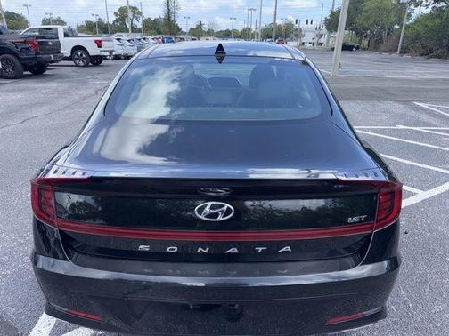 Phantom Black 2022 Hyundai SONATA SEL Plus