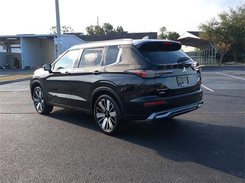 2025 Mitsubishi Outlander Platinum Edition