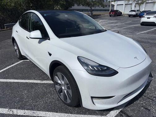 White 2023 Tesla Model Y Long Range