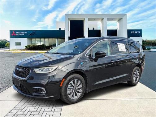 2021 Chrysler Pacifica Hybrid Touring L