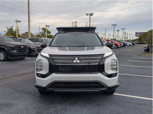 White 2025 Mitsubishi Outlander Trail Edition