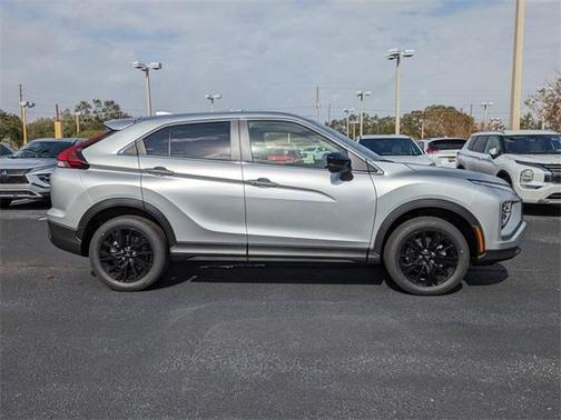 2025 Mitsubishi Eclipse Cross LE