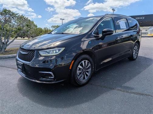 2021 Chrysler Pacifica Hybrid Touring L