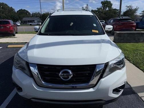 2019 Nissan Pathfinder S